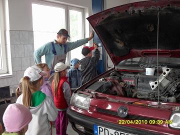 Návšteva autodielne Návšteva autodielne