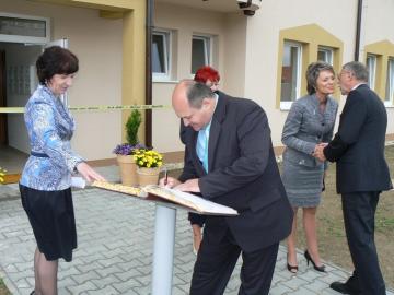 Odovzdanie bytovky Odovzdanie bytovky