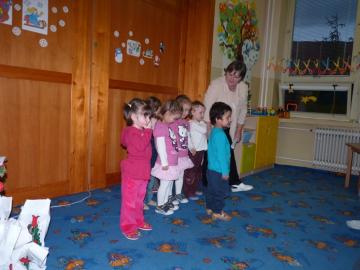 Posedenie pri jedličke Posedenie pri jedličke