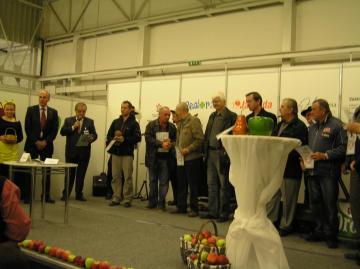 Najkrajšie jablko roka 2015 Najkrajšie jablko roka 2015