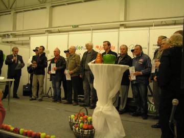Najkrajšie jablko roka 2015 Najkrajšie jablko roka 2015