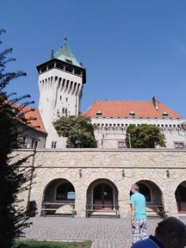 Smolenický zámok,jaskyňa Driny Smolenický zámok,jaskyňa Driny